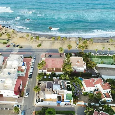 Boutique Cabo Sur فندق