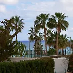 Smart Cabo Sur فندق